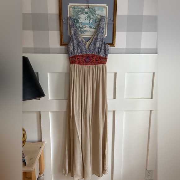 Flying Tomato Embroidered Cream and Blue Maxi Dress Size XS - Picture 8 of 8